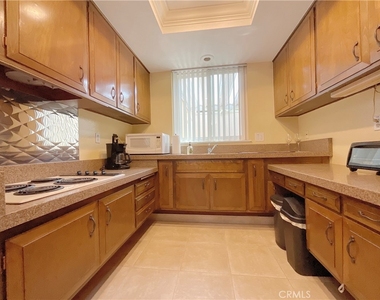 221 Avenida Majorca - Photo Thumbnail 4