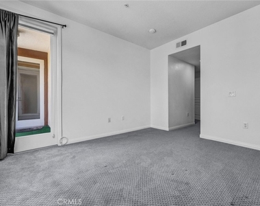 12688 Chapman Ave - Photo Thumbnail 9