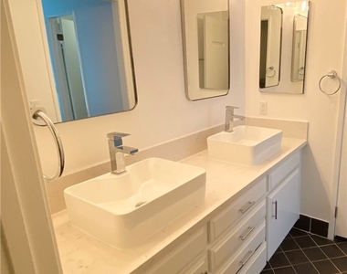 21 Seaview Dr. S - Photo Thumbnail 28