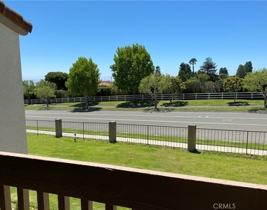 21 Seaview Dr. S - Photo Thumbnail 9