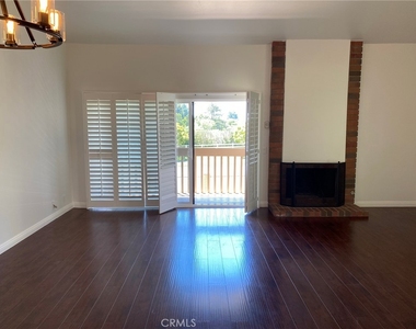 21 Seaview Dr. S - Photo Thumbnail 11