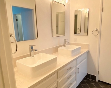21 Seaview Dr. S - Photo Thumbnail 30