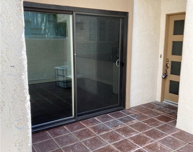 21 Seaview Dr. S - Photo Thumbnail 3