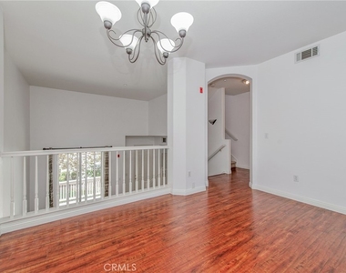 216 Timberwood - Photo Thumbnail 8
