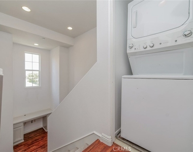 216 Timberwood - Photo Thumbnail 14