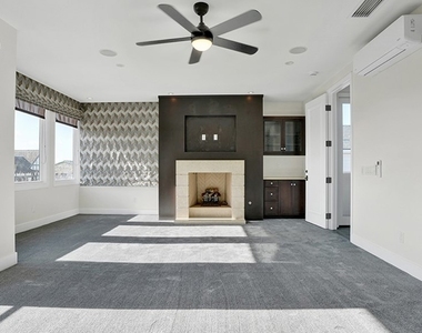 243 Poppy Avenue - Photo Thumbnail 37