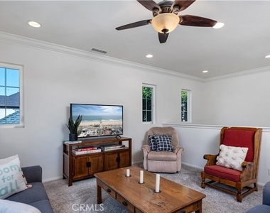 12 Merriweather Place - Photo Thumbnail 13