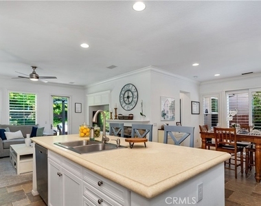 12 Merriweather Place - Photo Thumbnail 4