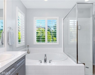 12 Merriweather Place - Photo Thumbnail 37