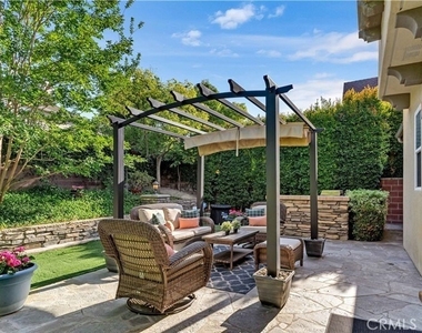 12 Merriweather Place - Photo Thumbnail 8