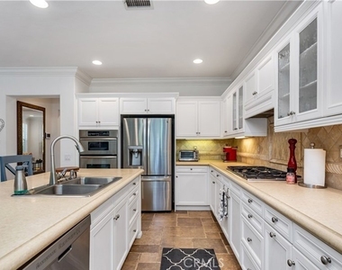 12 Merriweather Place - Photo Thumbnail 3