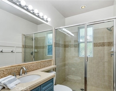 12 Merriweather Place - Photo Thumbnail 11