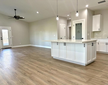 23627 Calistoga Place - Photo Thumbnail 4
