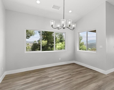 23627 Calistoga Place - Photo Thumbnail 8