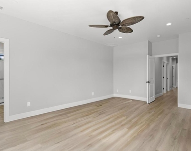 23627 Calistoga Place - Photo Thumbnail 9