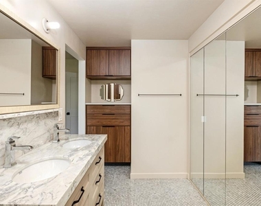 1009 La Tierra Drive - Photo Thumbnail 17