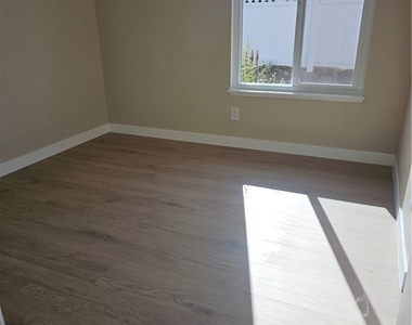 10030 Ontario Street - Photo Thumbnail 22