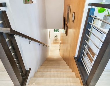 26149 Park Avenue - Photo Thumbnail 5