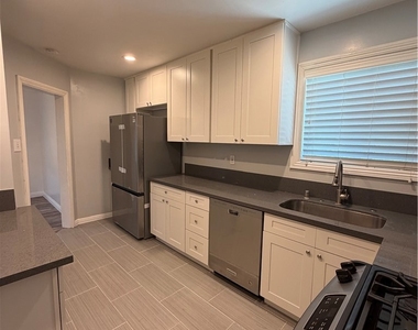 11521 Mines Avenue - Photo Thumbnail 1