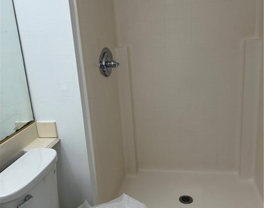 28224 Bay Avenue - Photo Thumbnail 13