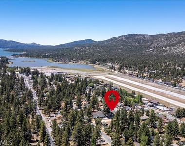 906 W Country Club Boulevard - Photo Thumbnail 9