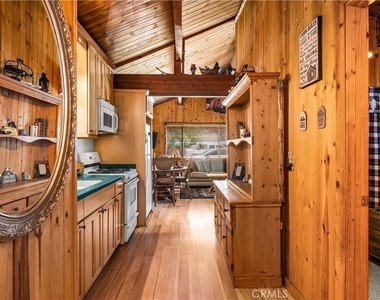 906 W Country Club Boulevard - Photo Thumbnail 36