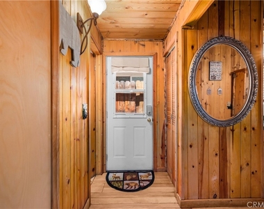 906 W Country Club Boulevard - Photo Thumbnail 22