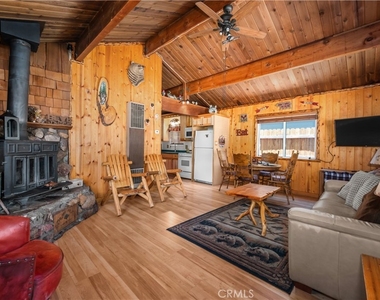 906 W Country Club Boulevard - Photo Thumbnail 55