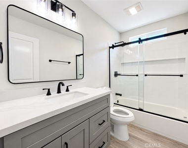 1744 Richard Street - Photo Thumbnail 4
