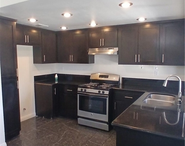 1273 W Woodcrest - Photo Thumbnail 3