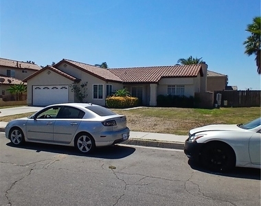 1273 W Woodcrest - Photo Thumbnail 1