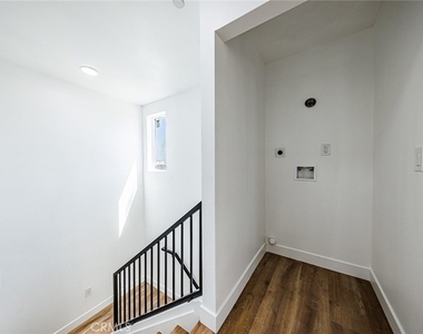 5327 Geer Street - Photo Thumbnail 36