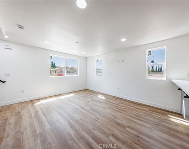 5327 Geer Street - Photo Thumbnail 21
