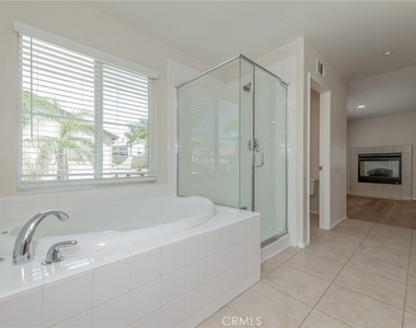 16432 Landmark - Photo Thumbnail 32