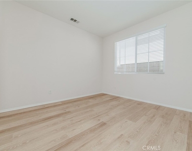 16432 Landmark - Photo Thumbnail 18