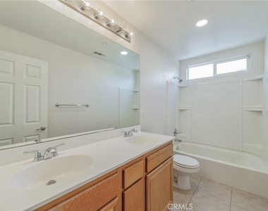 16432 Landmark - Photo Thumbnail 39