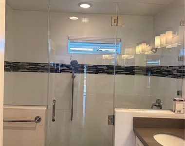 8801 Cattaraugus - Photo Thumbnail 11