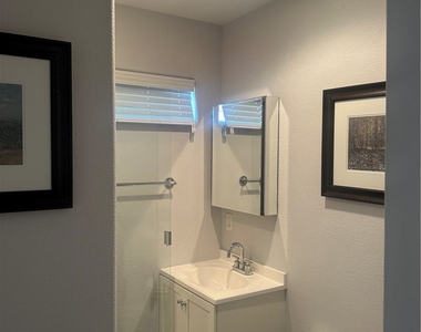 8801 Cattaraugus - Photo Thumbnail 6