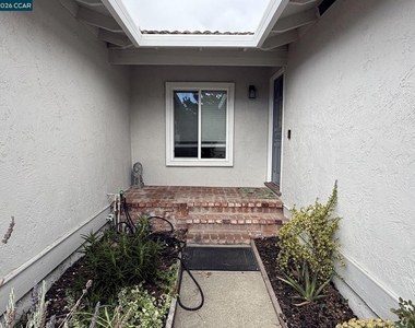 4490 Leatherwood Ct - Photo Thumbnail 3