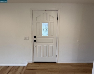 4490 Leatherwood Ct - Photo Thumbnail 6