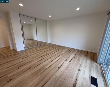 4490 Leatherwood Ct - Photo Thumbnail 11