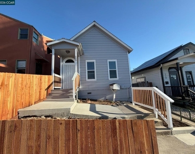 723 Florida St - Photo Thumbnail 7