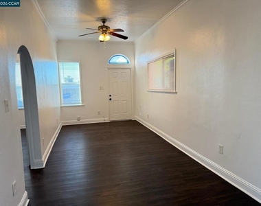 723 Florida St - Photo Thumbnail 9