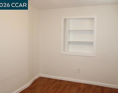 2846 20th St - Photo Thumbnail 18
