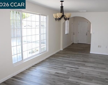 2846 20th St - Photo Thumbnail 22