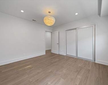 1455 S Castello Avenue - Photo Thumbnail 24