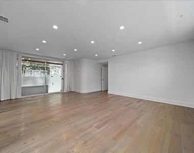 1455 S Castello Avenue - Photo Thumbnail 27