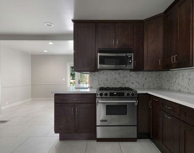 1229 Geneva Street - Photo Thumbnail 16