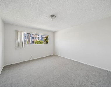 105 S Orlando Avenue - Photo Thumbnail 10