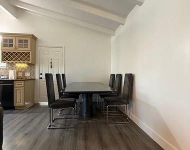 12308 Sheldon Street - Photo Thumbnail 9
